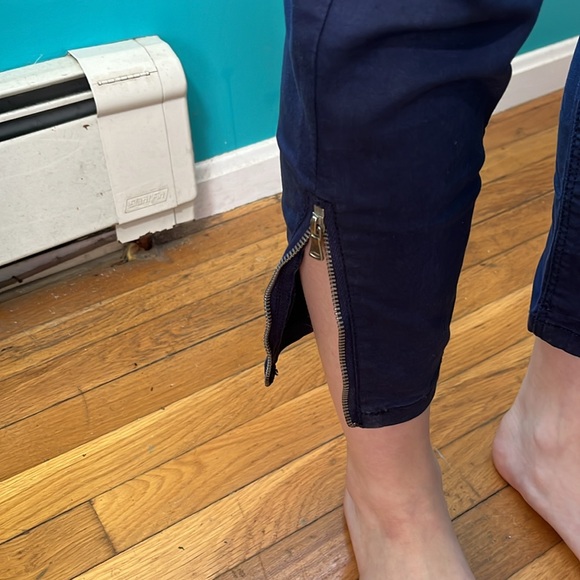 Stradivarius Navy Jean Style Pant Size 8 - Picture 2 of 5